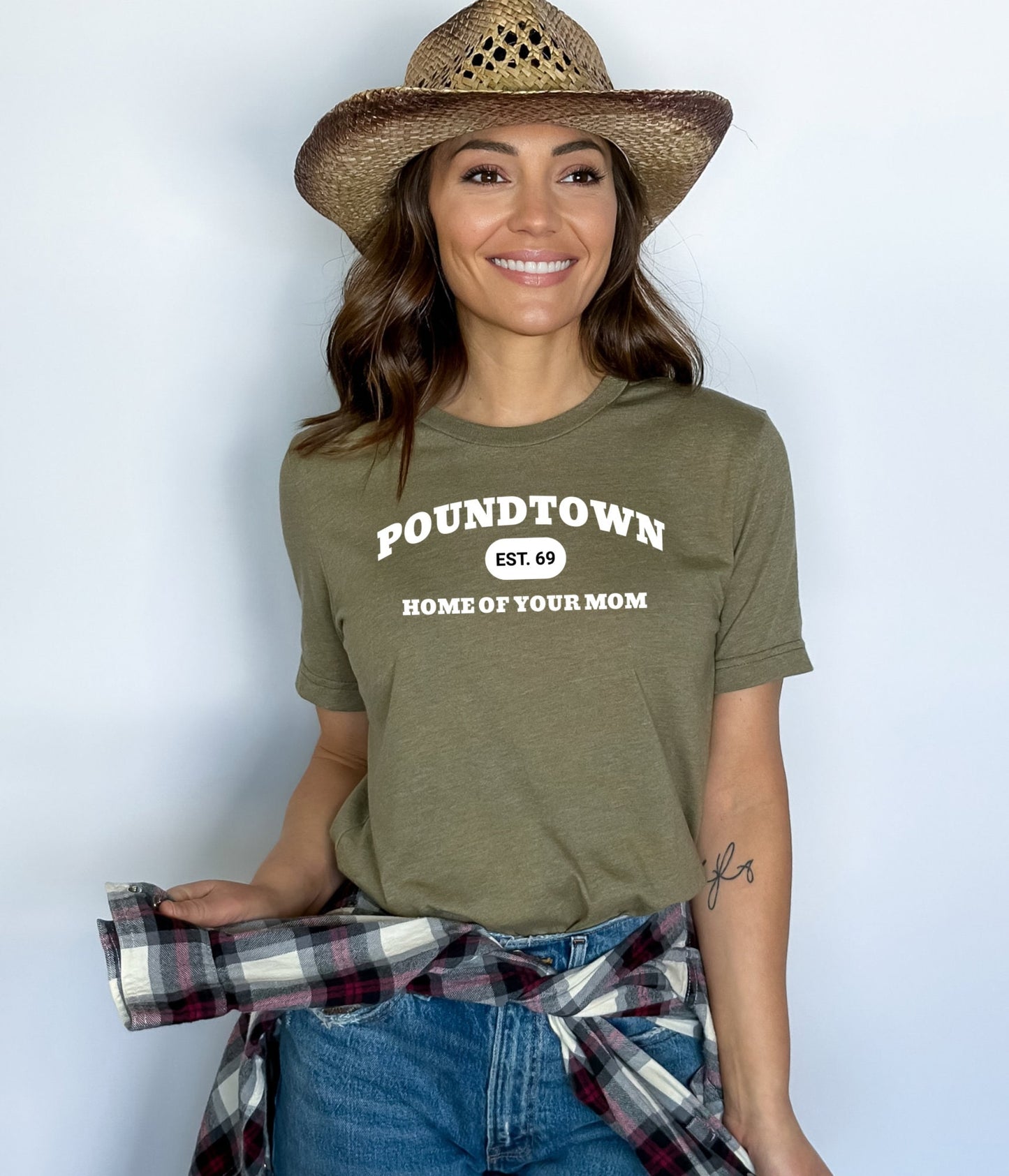 Pound town Sweatshirt, Poundtown Tee, Funny Crewneck, Crewneck Sweatshirt, Oversized Sweater, Comfy Sweater, Mothers Day Gift,Fall Sweater